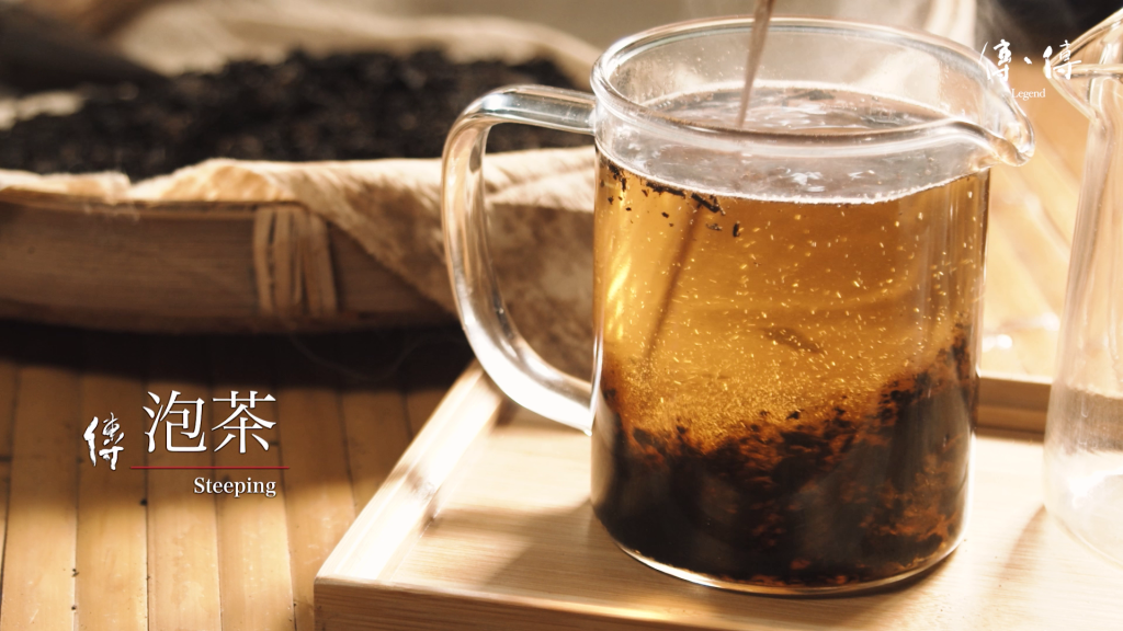 Read more about the article 《傳、傳》酸柑茶　挽救被拋棄的虎頭柑，釀造祖傳養生茶